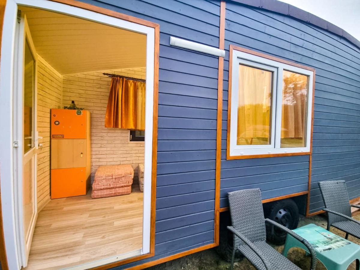 Tiny Houses In The Garden Câmpulung Moldovenesc Exterior photo